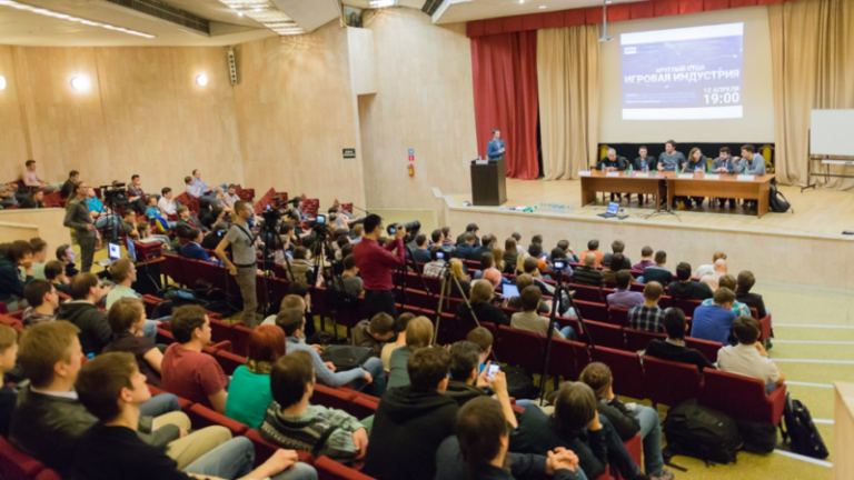 Видео: ВШБИ провела круглый стол по разработке игр для консолей, ПК, мобильных платформ и виртуальной реальности