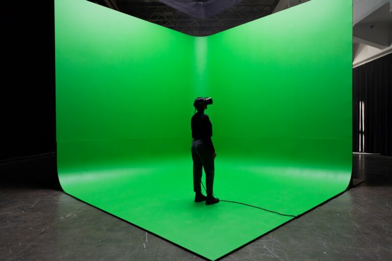 В Varjo XR-1 появились хромакей и маркерный трекинг