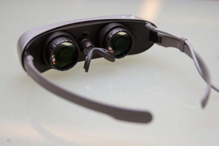 LG представила очки виртуальной реальности 360 VR и 360-градусную камеру 360 CAM