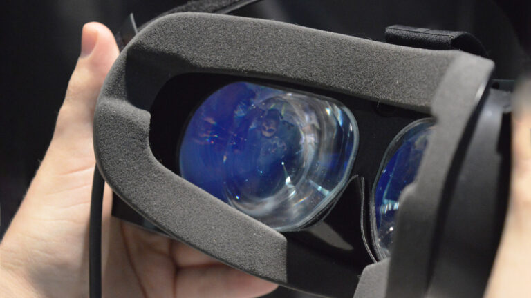 У Pimax 8K проблемы с линзами, релиз сдвинут на май