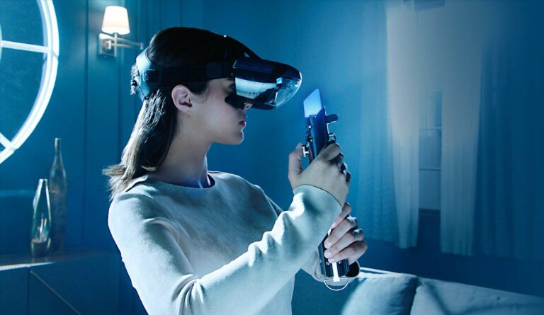 Disney и Lenovo выпустят очки дополненной реальности для поклонников Звёздный Войн