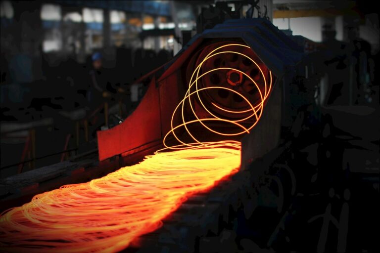 ABB и Global Steel Wire довольны дистанционной приёмкой оборудования на заводе в дополненной реальности