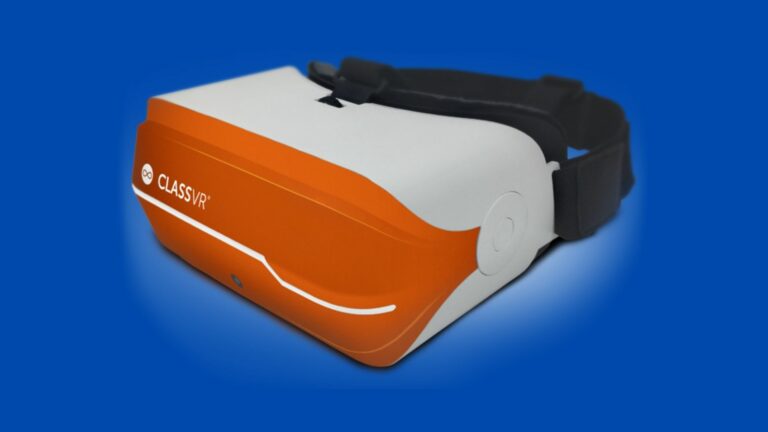 Подмосковные школьники будут учиться на британской ВР-платформе