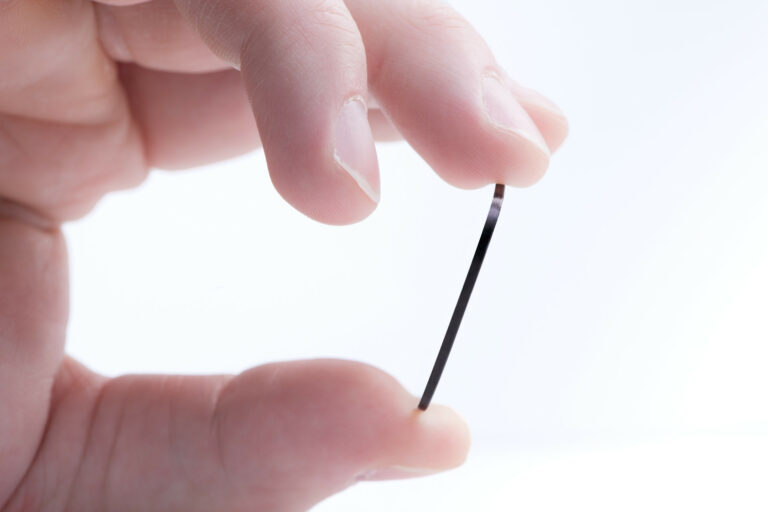 Волноводы Dispelix встанут на конвейер AAC Technologies