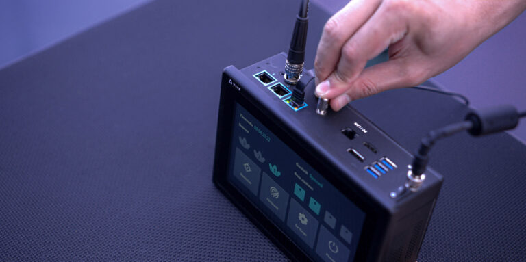 HTC намекает на релиз блока управления трекерами для виртуального продакшна