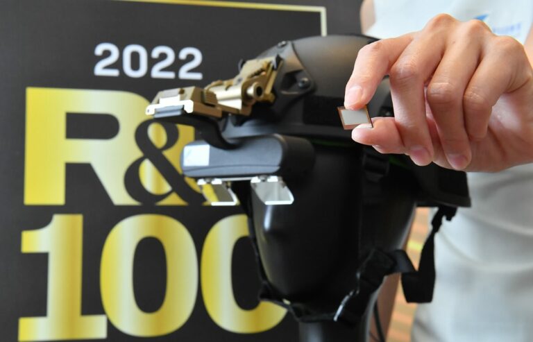 ITRI создал microLED-дисплей для очков с разрешением 2000 PPI и яркостью 20 000 нит