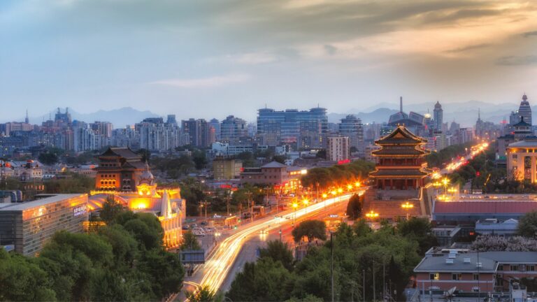 Китай планирует создать 100 опорных предприятий иммерсивной отрасли за пятилетку