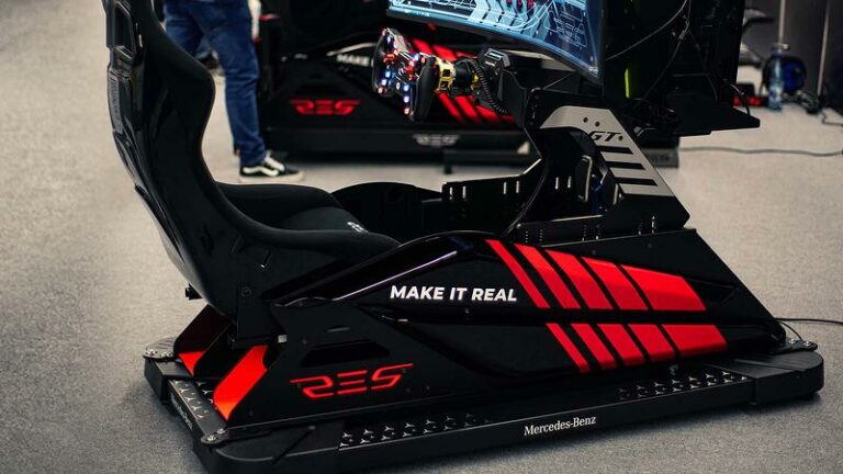 D-BOX будет делать платформы автосимуляторов под брендами Mercedes-Benz и AMG
