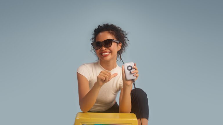 Xreal анонсировала Beam — внешний блок для подключения очков Air к разным устройствам