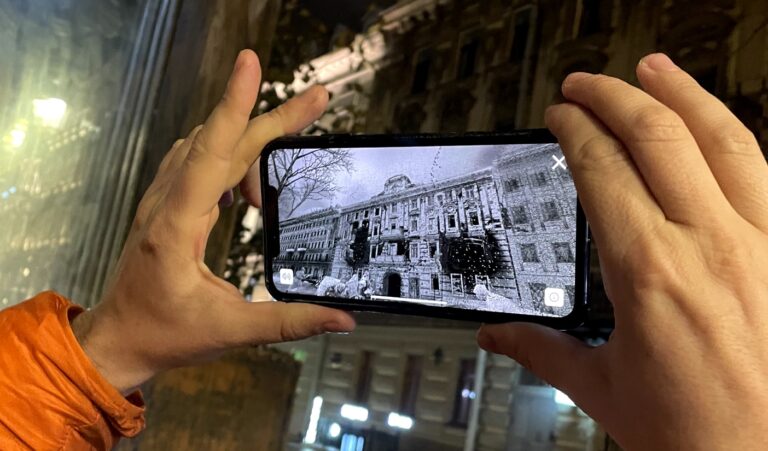 Приложение дополненной реальности от hptx проведёт по блокадному Ленинграду