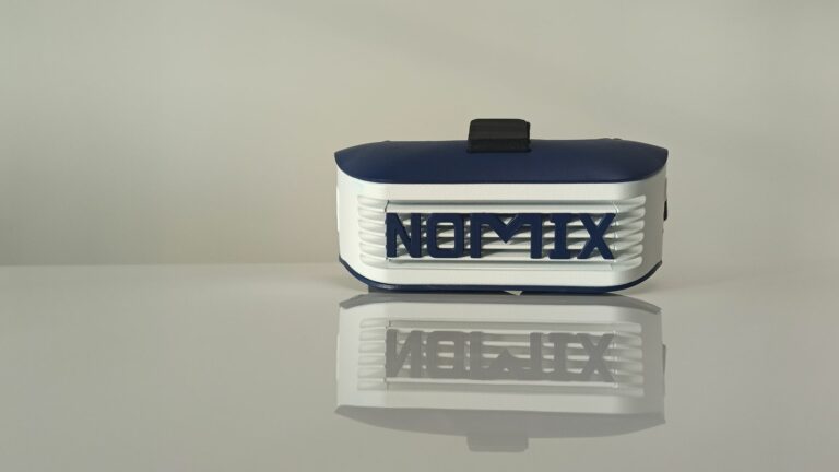 Номикс готовится выпустить ВР-очки российской разработки с плоской регулируемой оптикой