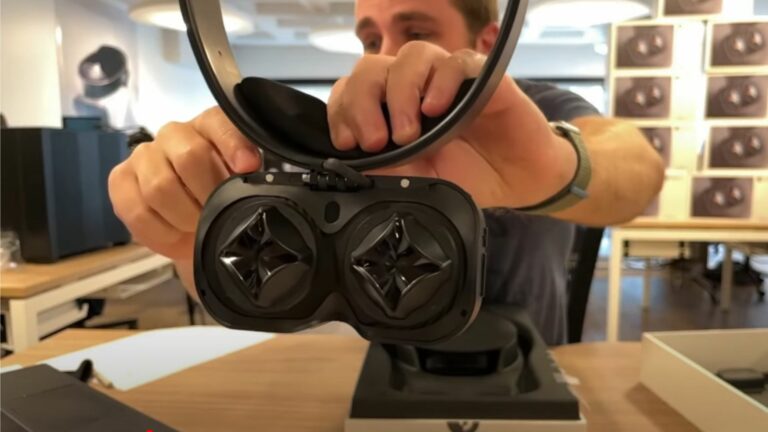 Lynx отправила покупателям первые несколько сотен очков R1