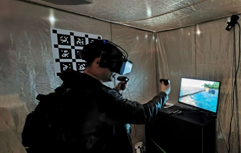 Pimax показала ММВ-передатчик для Crystal и рабочий прототип очков Reality