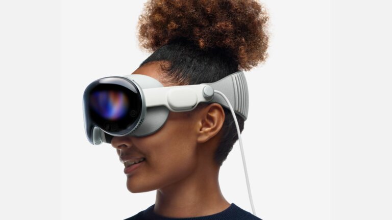 Быстрое смещение сроков доставки Vision Pro подтверждает малый тираж очков