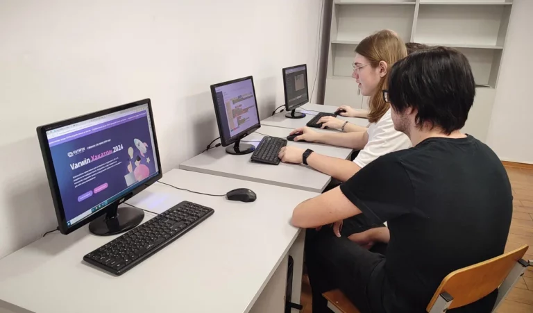 Федеральный проект: в хакатон Varwin пришли 1374 учащихся, в финале — 70 человек