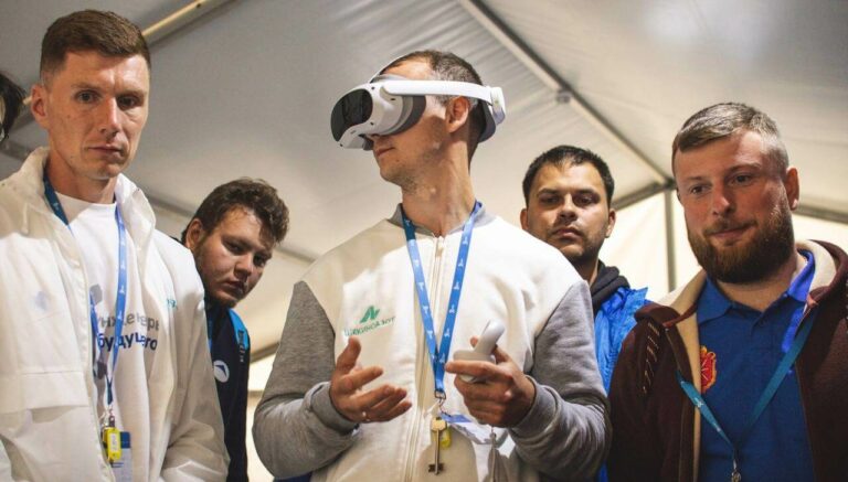 Номикс бесплатно научит инженеров будущего иммерсивным технологиям