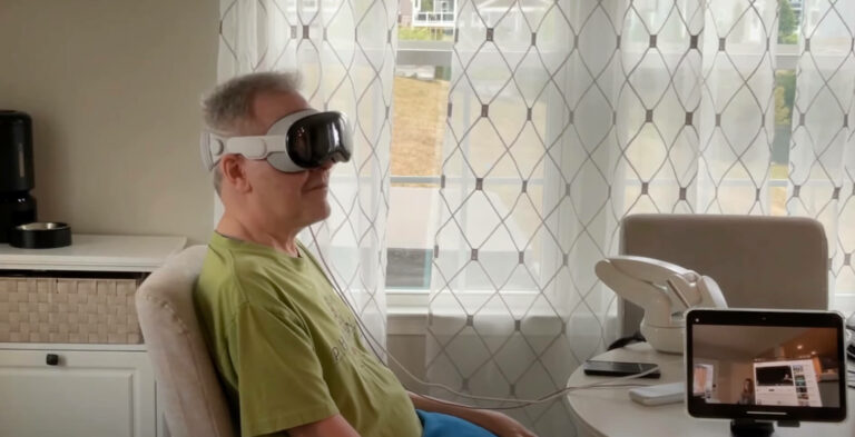 Synchron подключила нейроинтерфейс в парализованном пациенте к Vision Pro