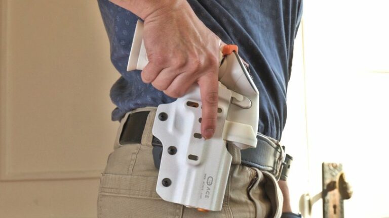 Ace Virtual Shooting выпустила тир для Quest с реальными моделями оружия