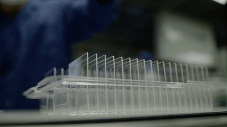 Lumus и Quanta усилили производство волноводов специальными линиями