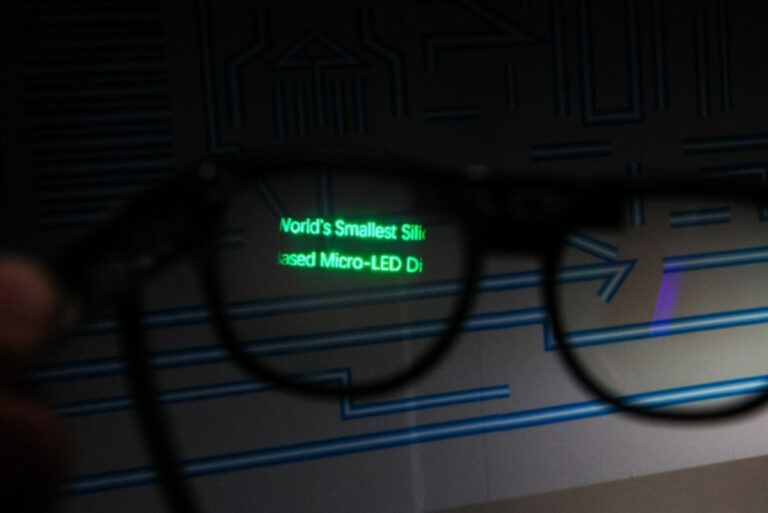 Vuzix и TCL CSOT готовят дисплейные модули для очков на microLED