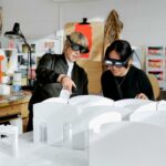 Magic Leap всерьёз обновила очки. Теперь они лучше следят за руками и разблокируются глазами