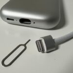 В батарее Vision Pro неожиданно открыли сменный кабель с Lightning
