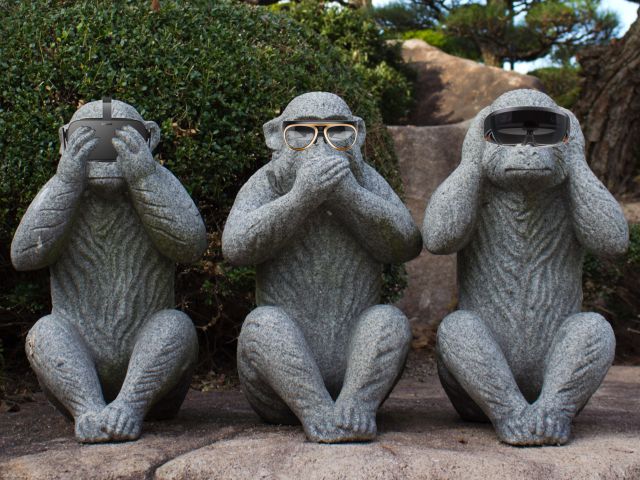 20150710-monkeys-vr-ar-mr-evil