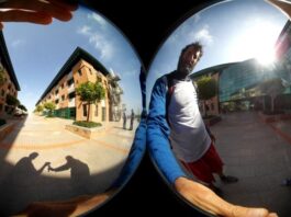 Первая передача: обзор камеры Samsung Gear 360