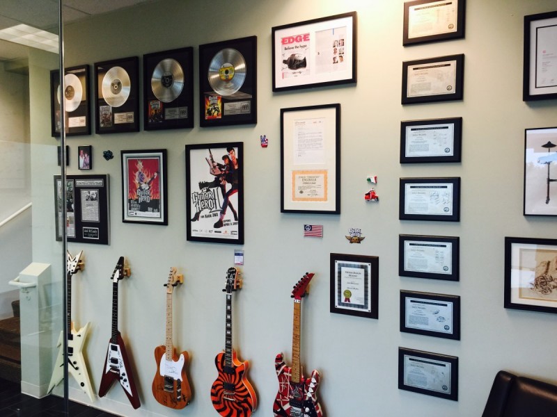 before-oculus-mccauley-was-the-chief-engineer-on-the-guitarhero-video-game-those-music-roots-are-very-evident-in-the-foyer-of-his-lab