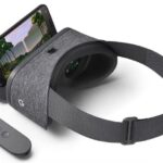 Google представила ВР-гарнитуру Daydream View и первые Daydream-смартфоны Pixel