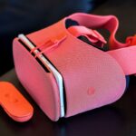 Очки Daydream View 2017 получили линзы Френеля и радиатор
