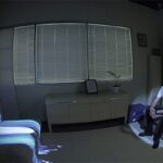 Проект Room2Room предлагает посадить Skype-собеседника прямо на ваш диван