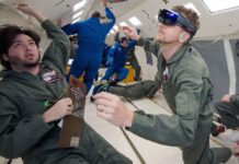 NASA и Microsoft отправляют HoloLens на МКС