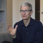 Тим Кук похвастался ARKit и сказал, почему Apple не выпускает очки