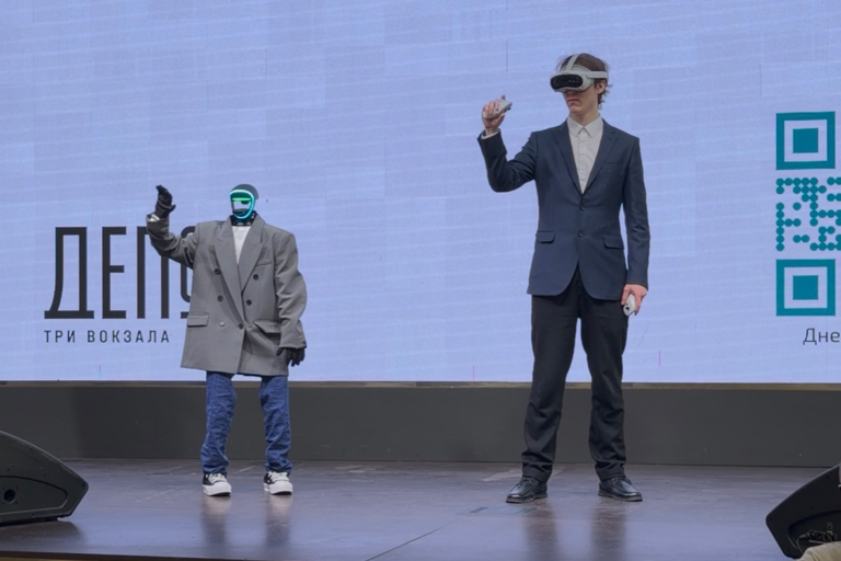 Видео: управление роботом через очки виртуальной реальности глазами робота