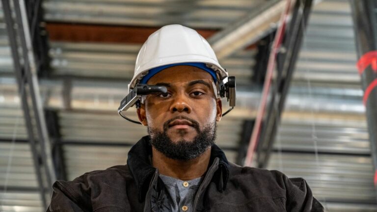 Vuzix и Amazon расширяют сотрудничество, признав умные очки полезными